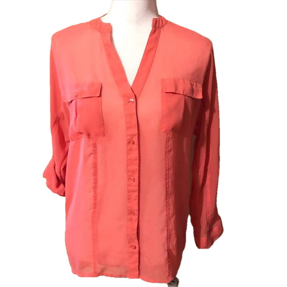 ⭐️ Candie’s Button Down Top - Picture 1 of 6
